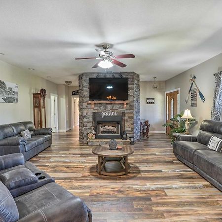 Spacious Group-Friendly Georgia Home On Lake Trenton المظهر الخارجي الصورة